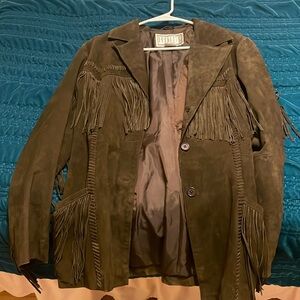 B•B•Dakota size Large